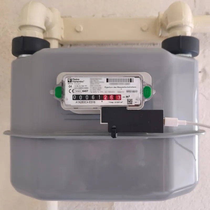 Pietro Fiorentini Gaszähler mit montiertem SmartGas Impulszähler Plus (Variante P)